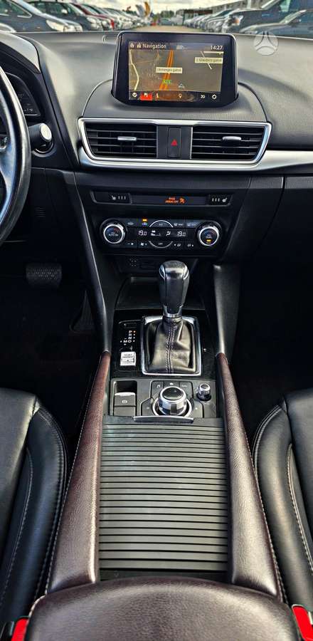 Mazda 3, 2.0 l., sedanas