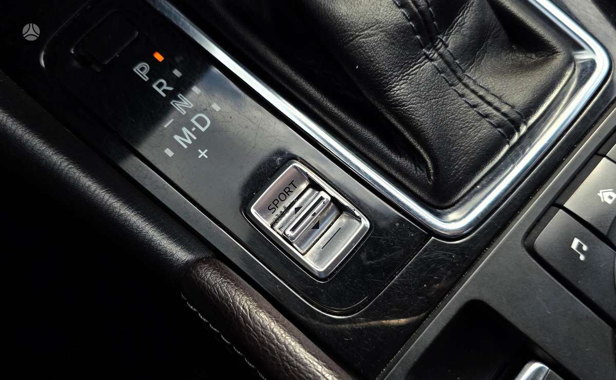 Mazda 3, 2.0 l., Седан