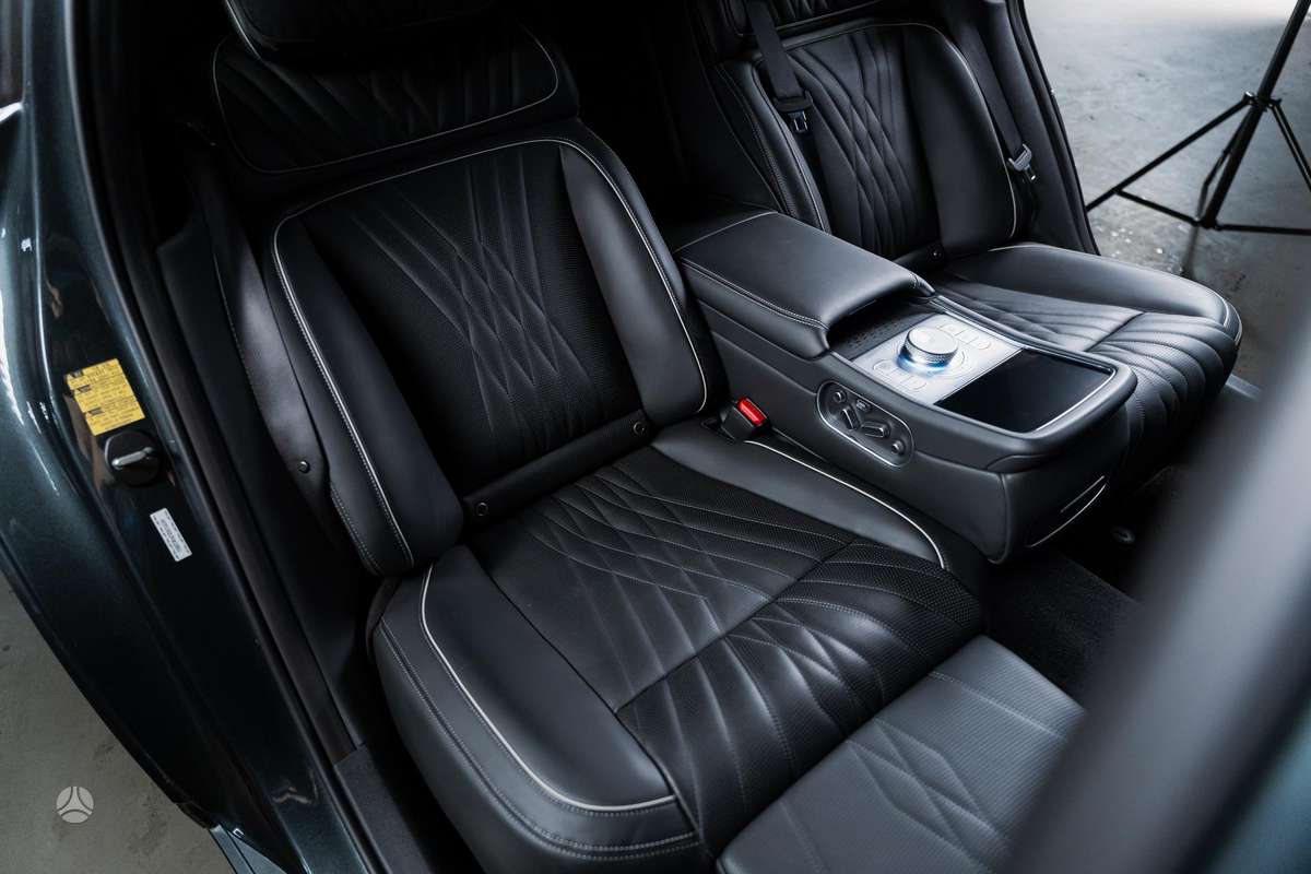 Genesis G90, 3.0 l., Лимузин