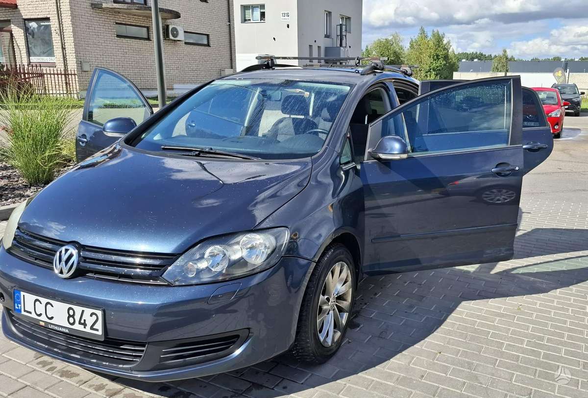 Volkswagen Golf Plus - 1
