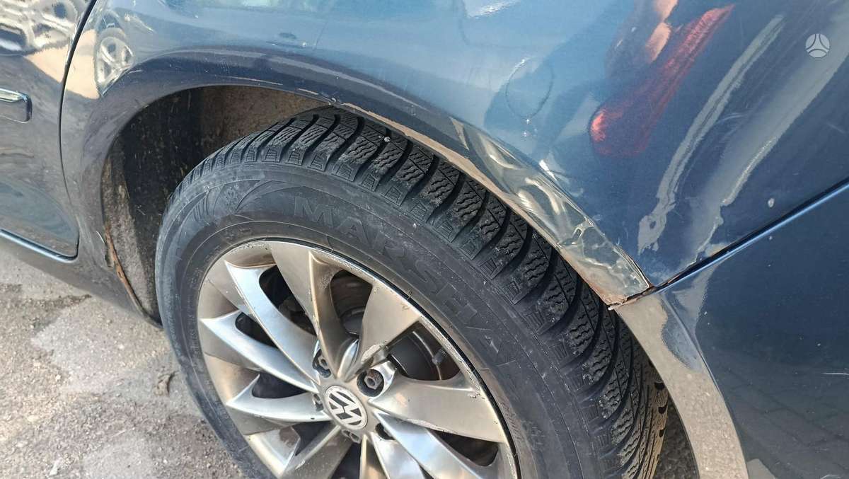 Volkswagen Golf Plus - 11