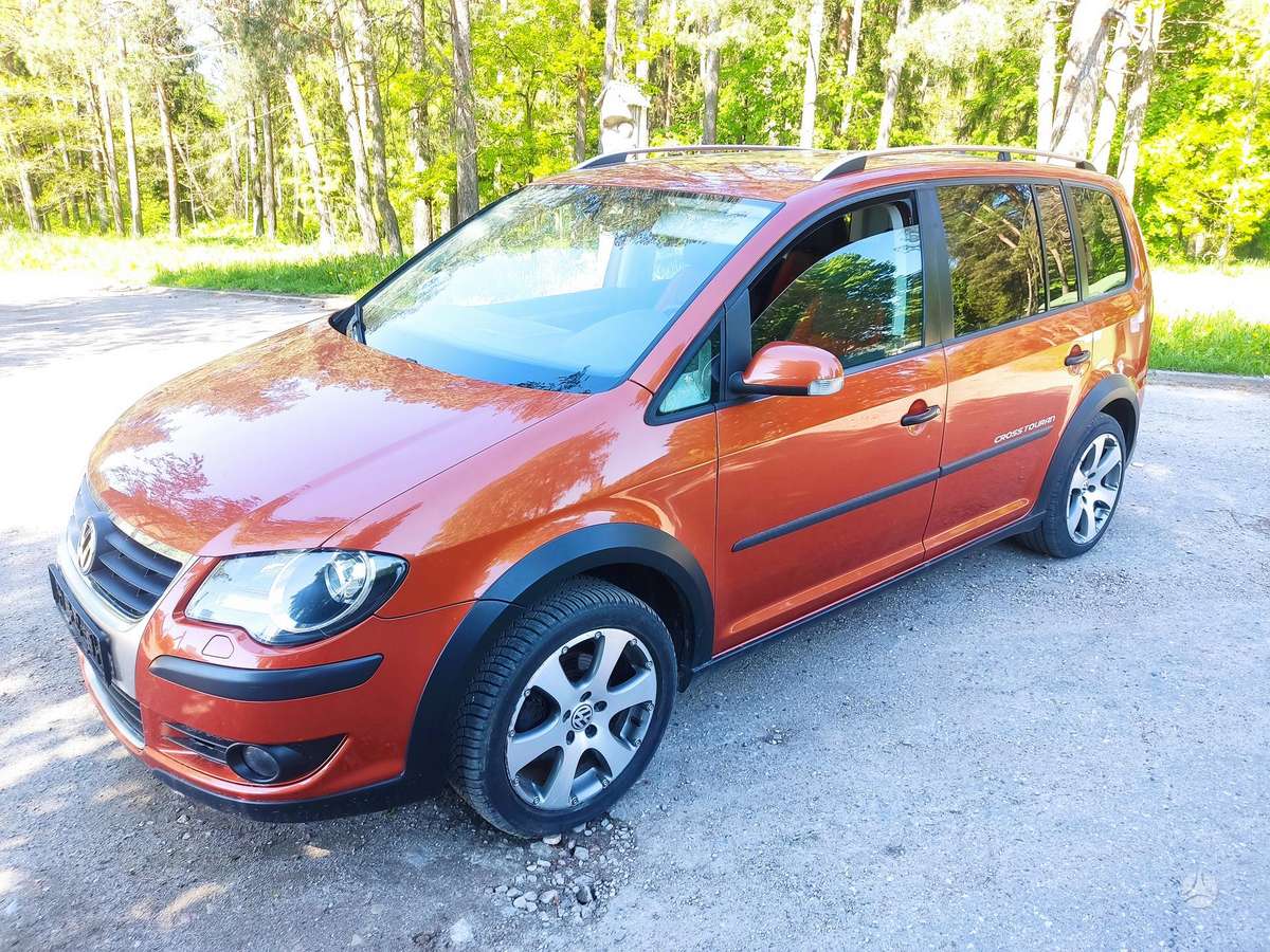 Volkswagen Cross Touran - 6