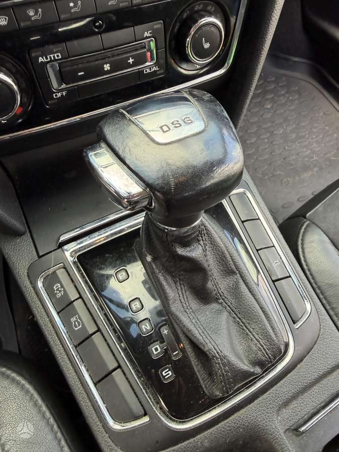 Skoda Superb, 2.0 l., universalas