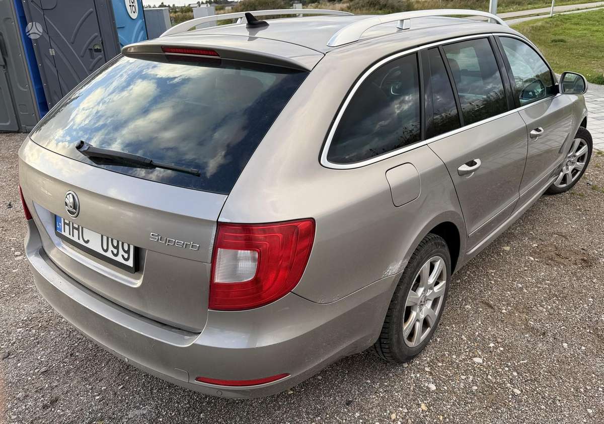 Skoda Superb, 2.0 l., universalas