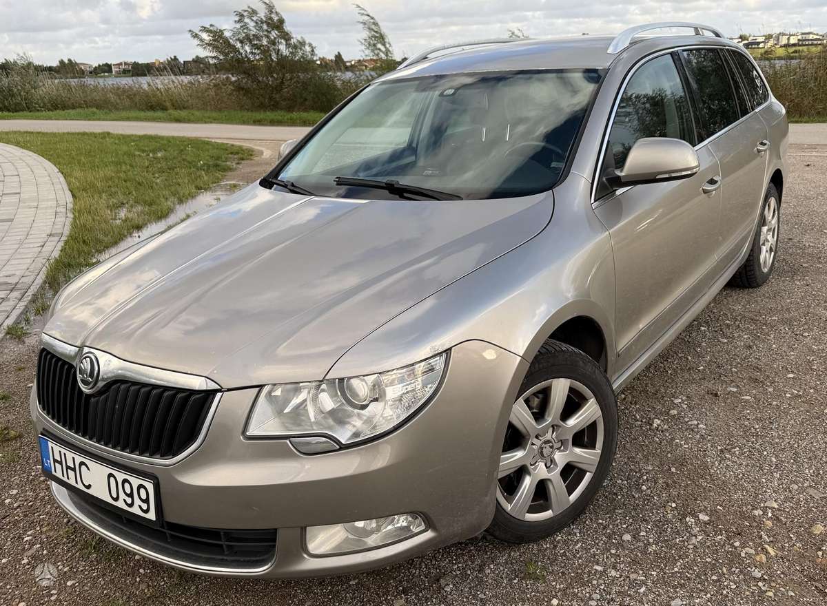 Skoda Superb, 2.0 l., universalas