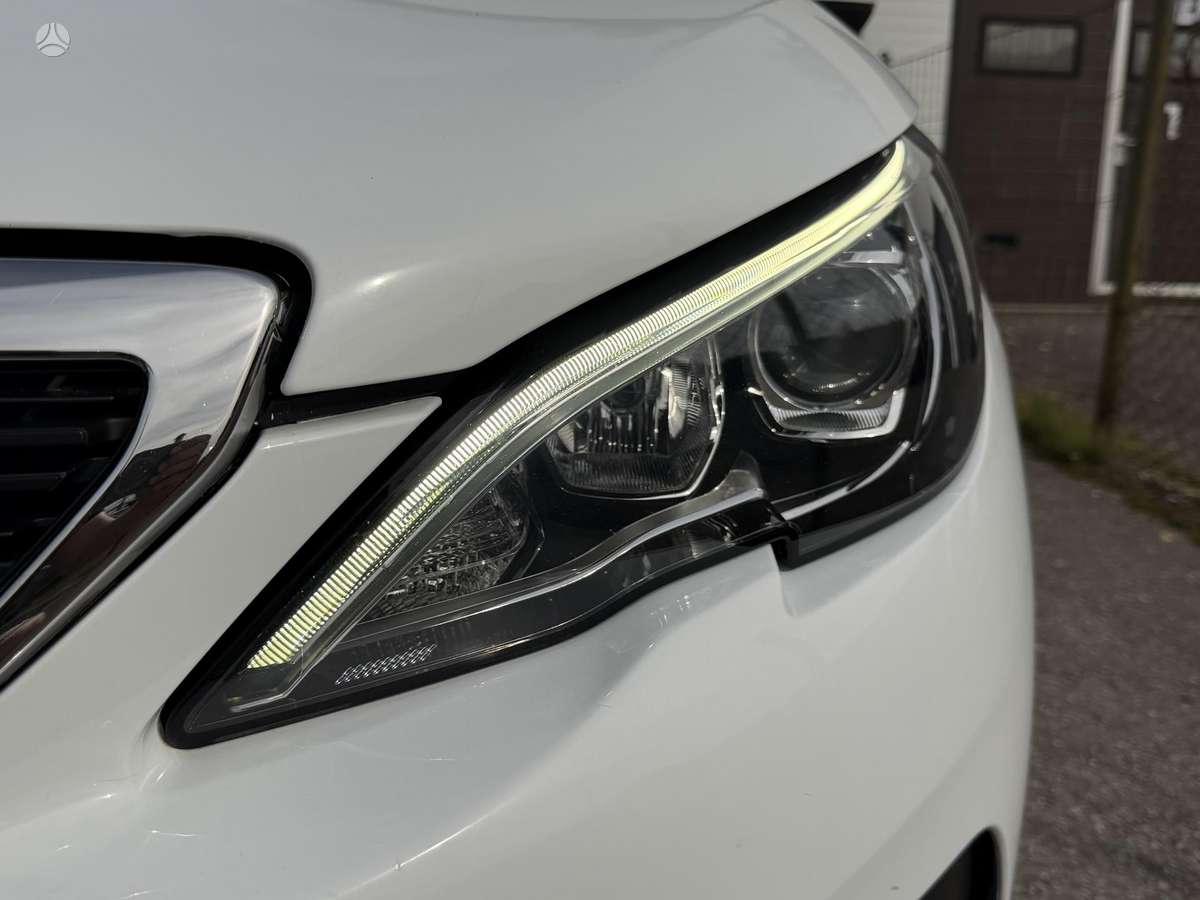 Peugeot 308 - 7