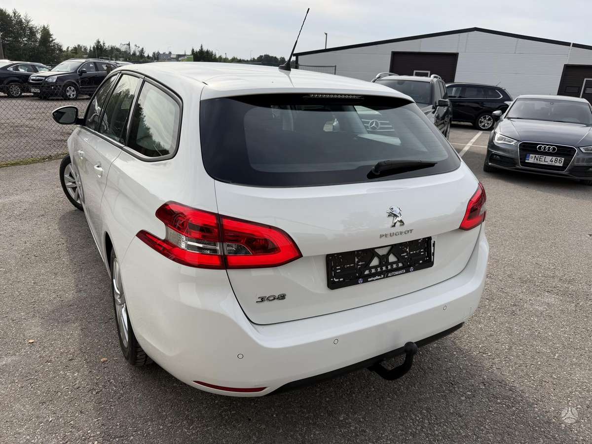 Peugeot 308, 1.2 l., Универсал