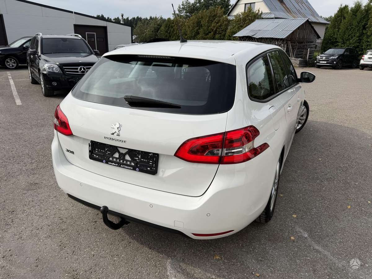 Peugeot 308, 1.2 l., Универсал