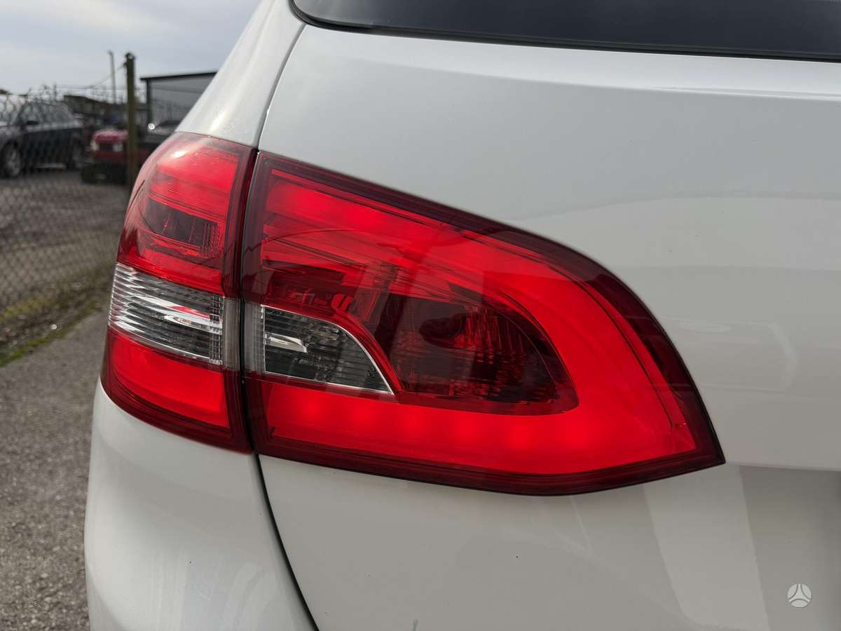 Peugeot 308, 1.2 l., Универсал