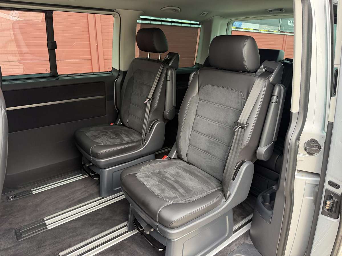 Volkswagen Multivan - 11