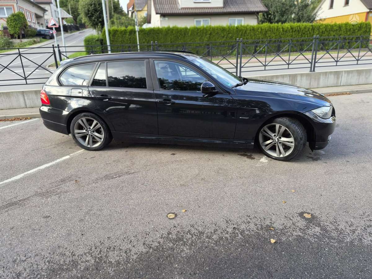 BMW 320, 2.0 l., Универсал