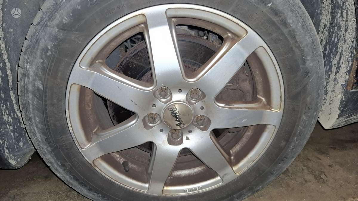 Volkswagen, light alloy, R16