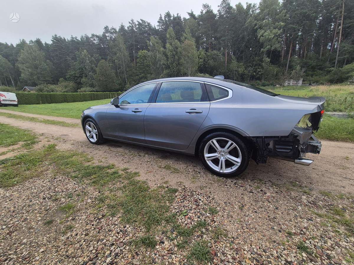 Volvo S90 - 8
