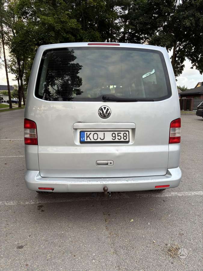 Volkswagen Caravelle - 11