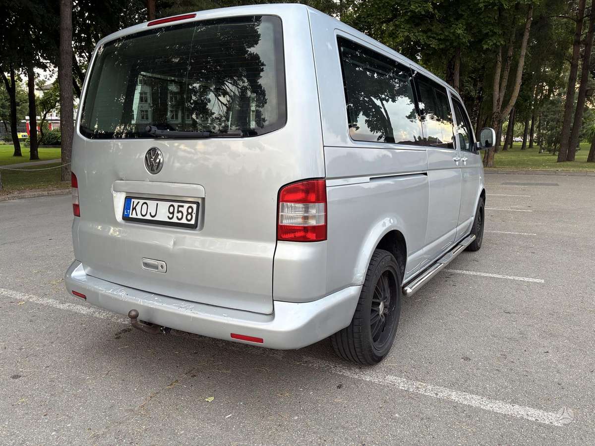 Volkswagen Caravelle - 12
