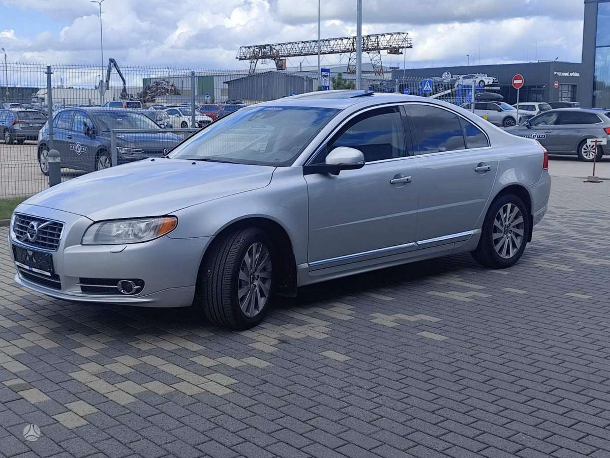 Volvo S80 - 9