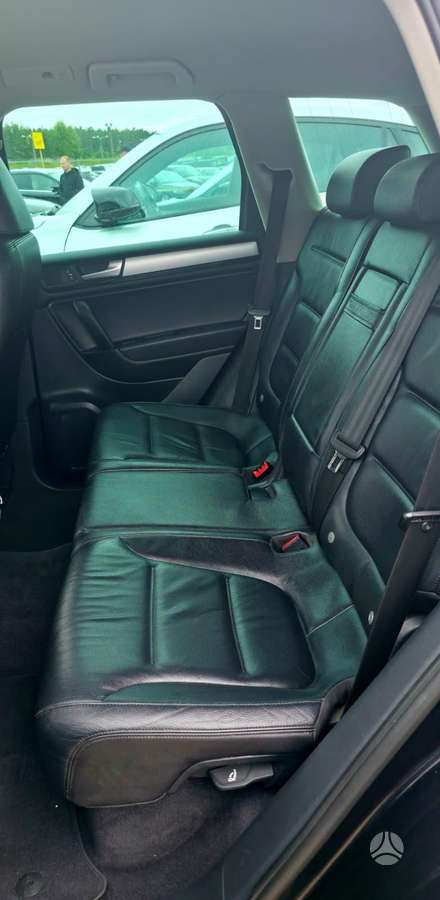 Volkswagen Touareg - 10