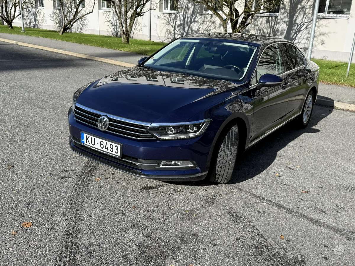 Volkswagen Passat - 4