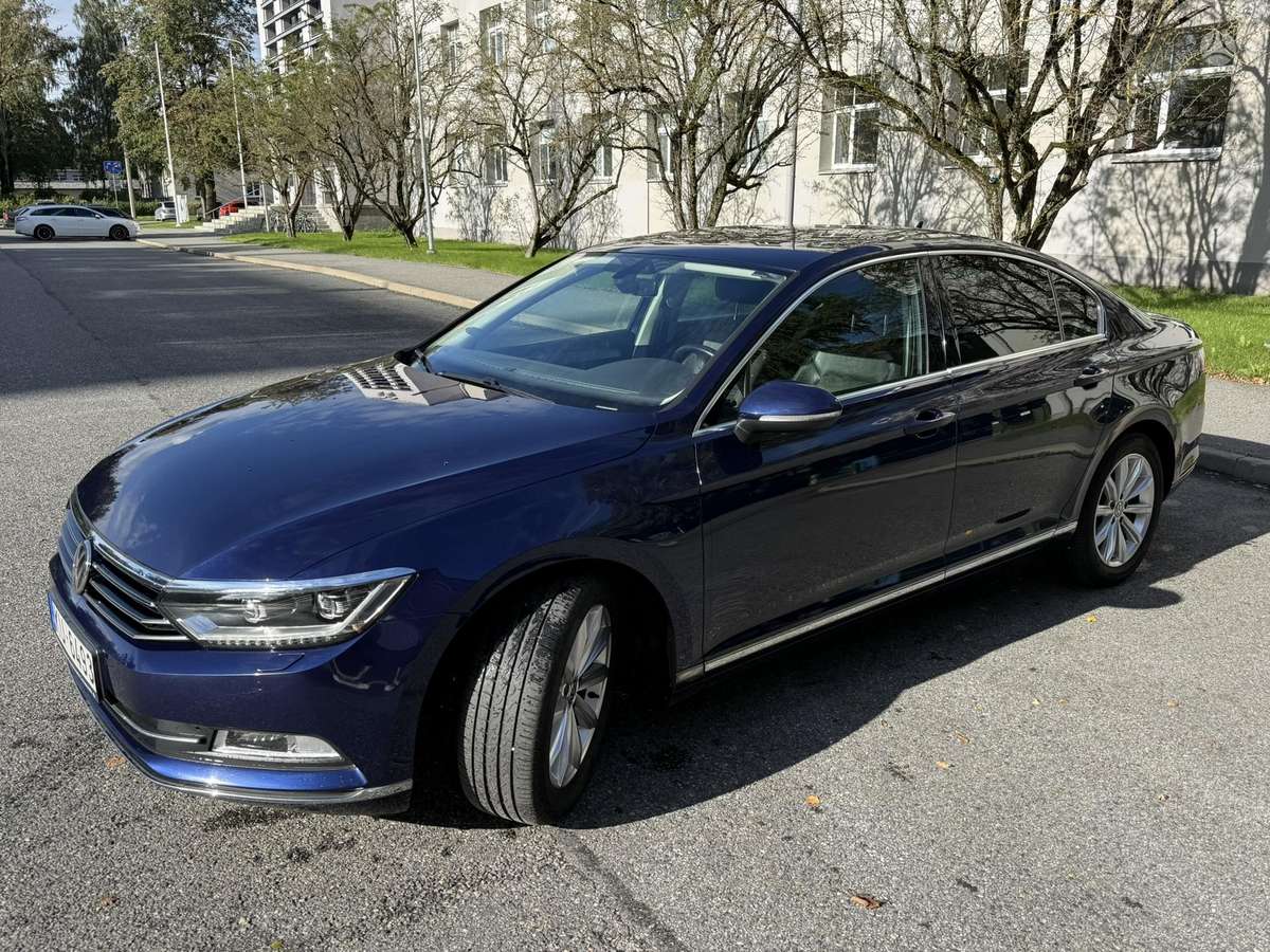 Volkswagen Passat - 6