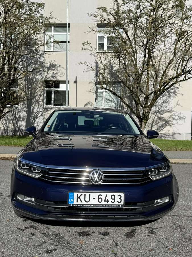 Volkswagen Passat - 2