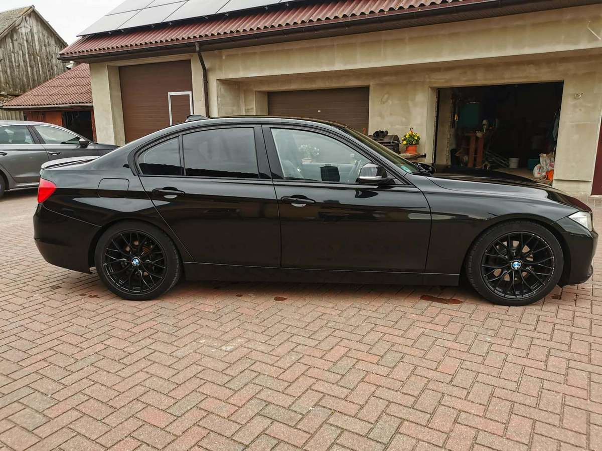 BMW 320, 2.0 l., Седан
