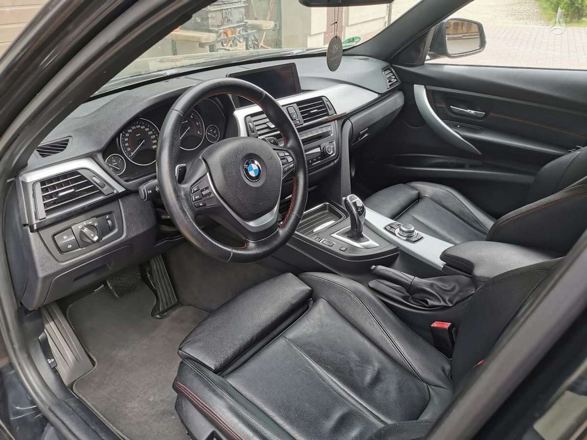 BMW 320, 2.0 l., Седан