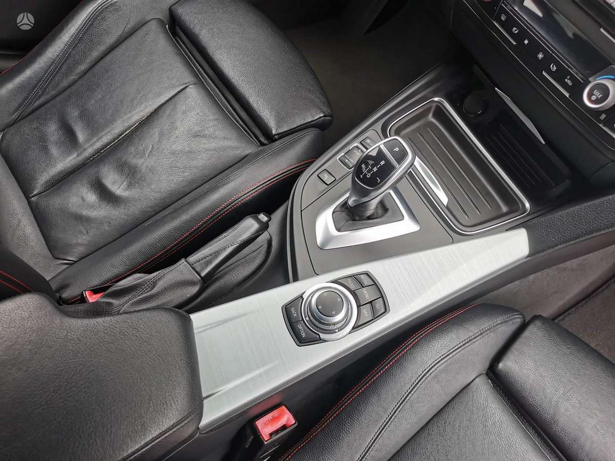 BMW 320, 2.0 l., Седан