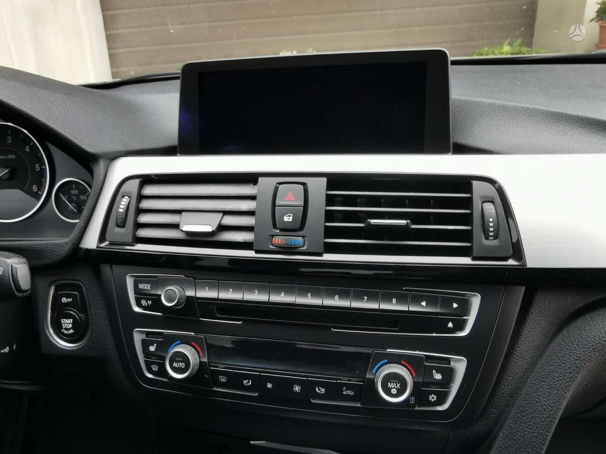 BMW 320, 2.0 l., Седан