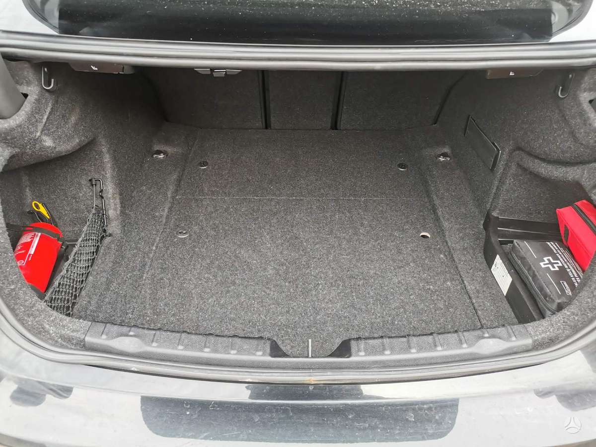BMW 320, 2.0 l., Седан