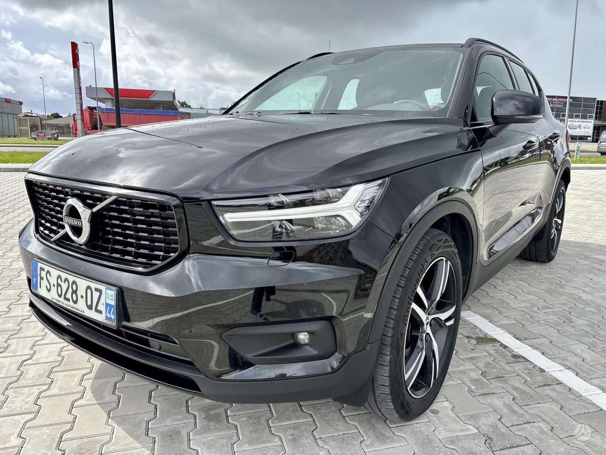 Volvo XC40 - 3