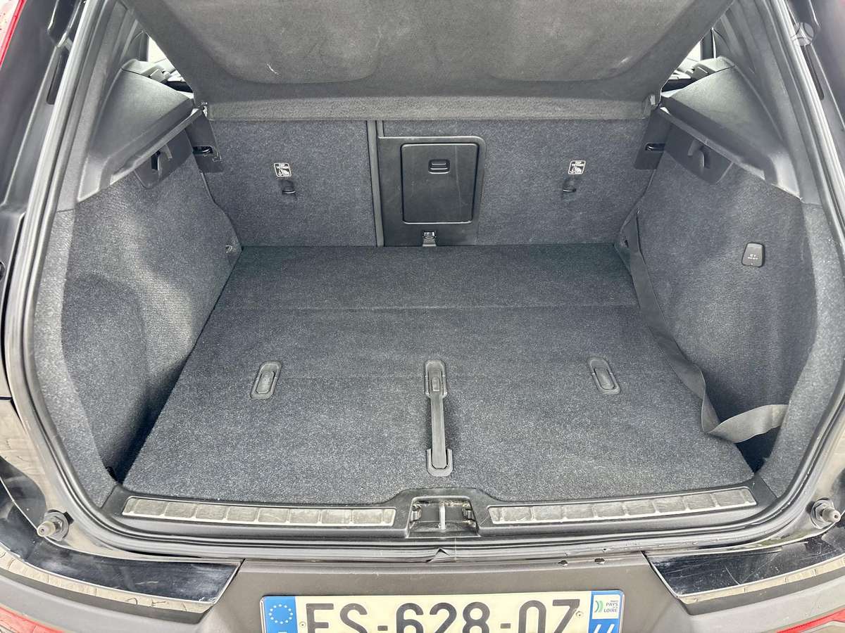 Volvo XC40 - 10