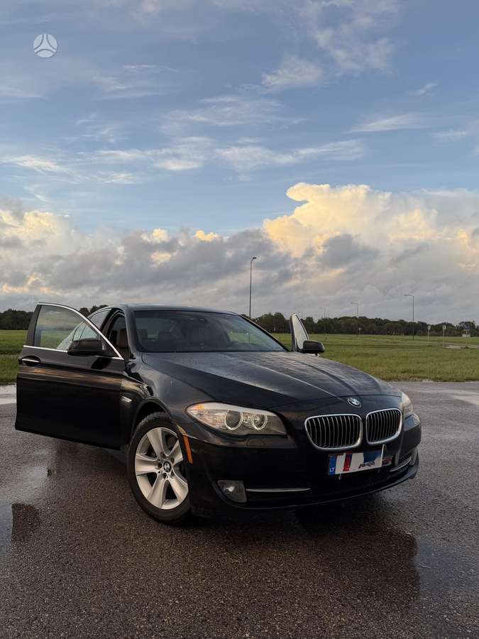 BMW 528, 3.0 l., Седан