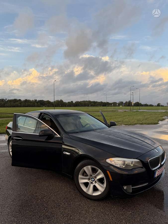 BMW 528, 3.0 l., sedanas