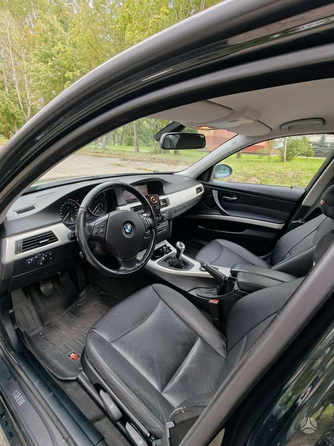 BMW 320, 2.0 l., Седан