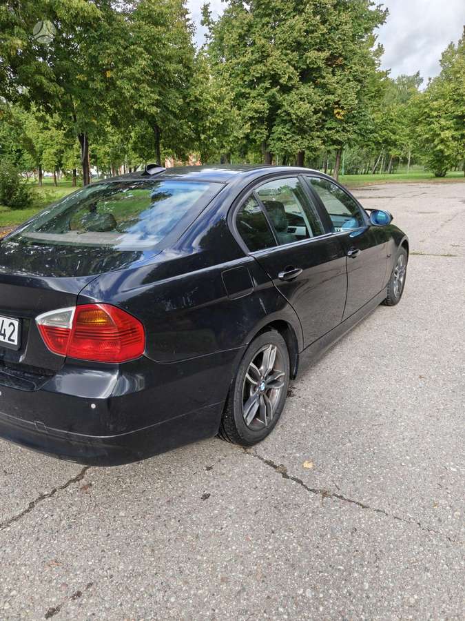 BMW 320, 2.0 l., Седан