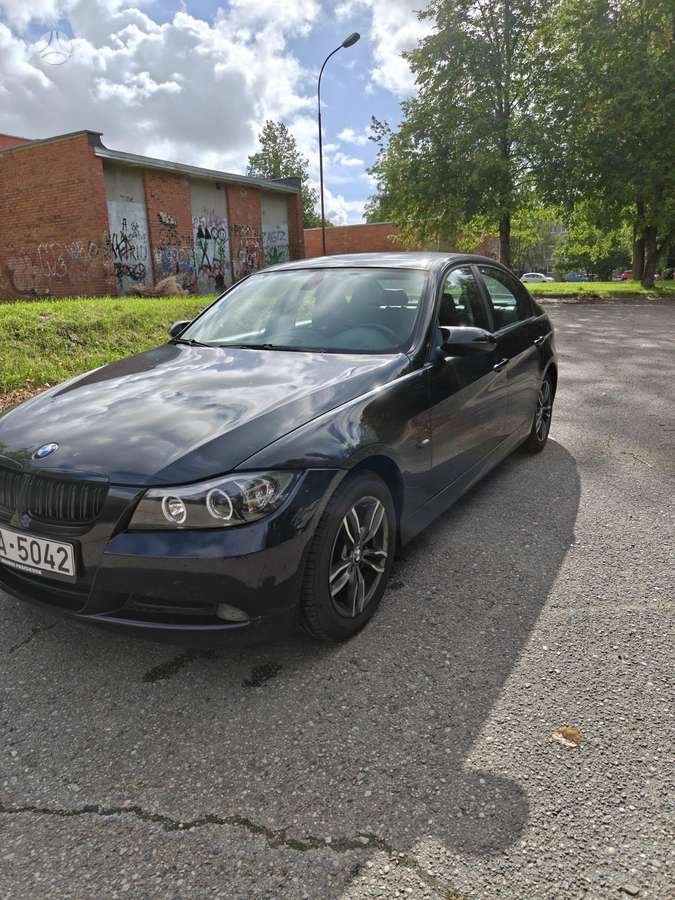 BMW 320, 2.0 l., Седан