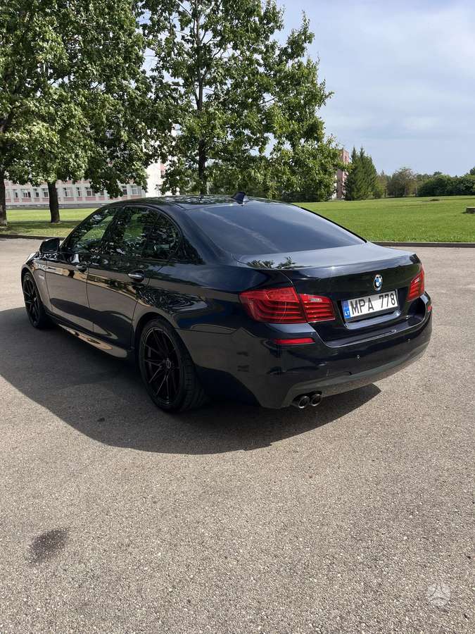 BMW 520, 2.0 l., Седан
