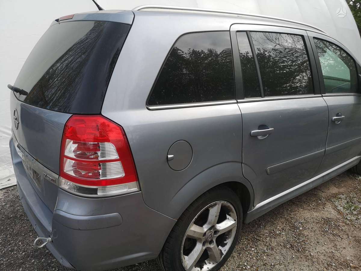 Opel Zafira