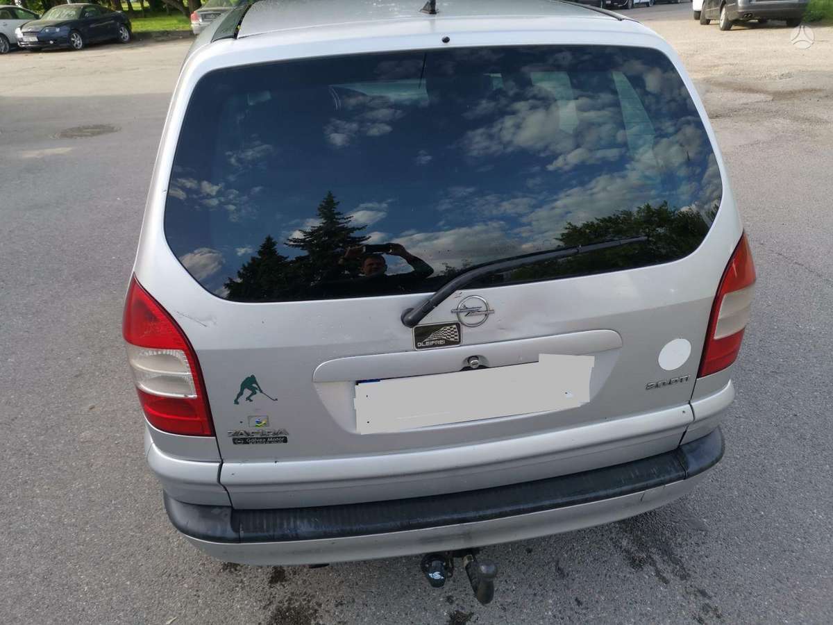 Opel Zafira