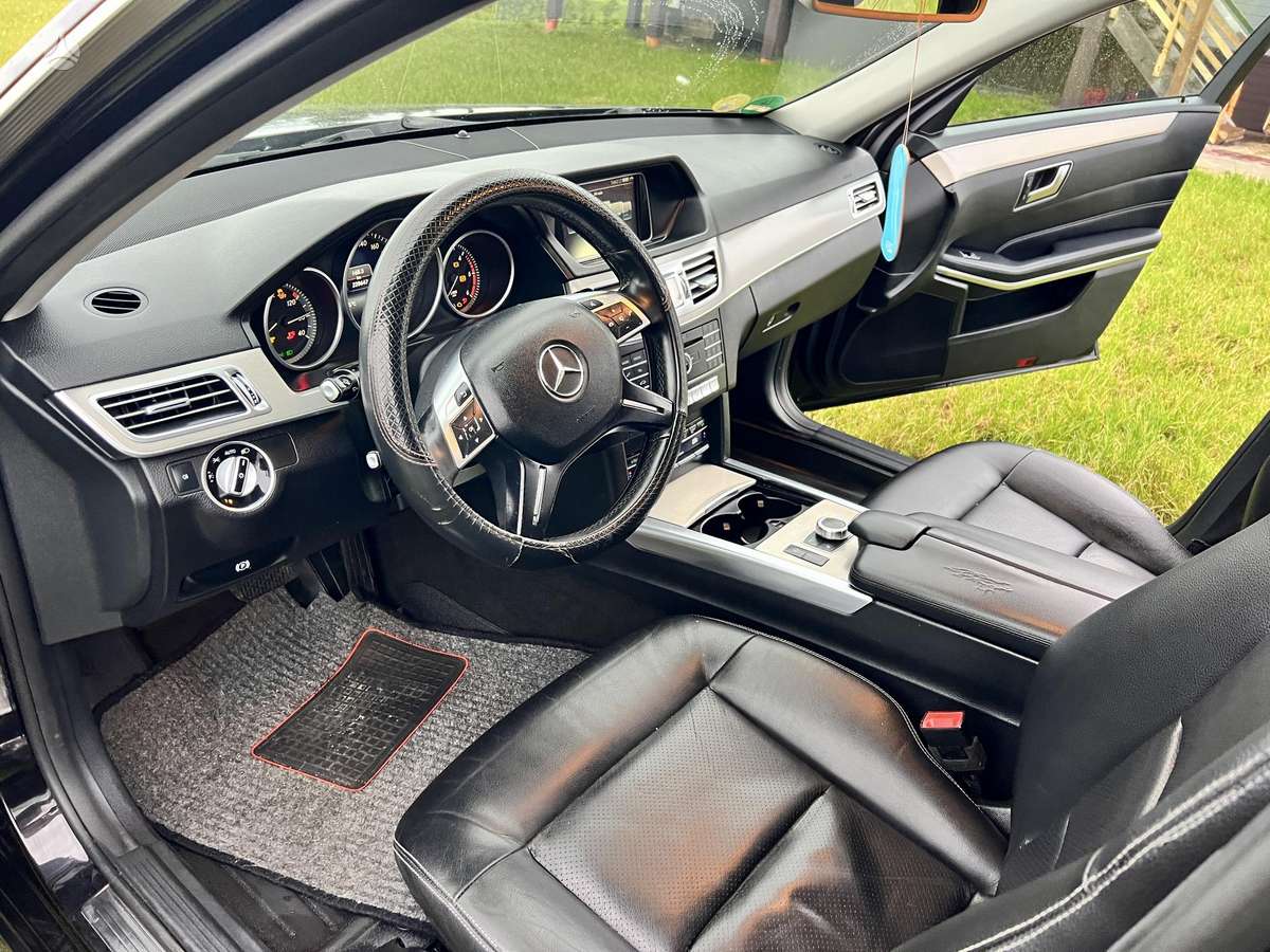 Mercedes-Benz E220, 2.1 l., Универсал