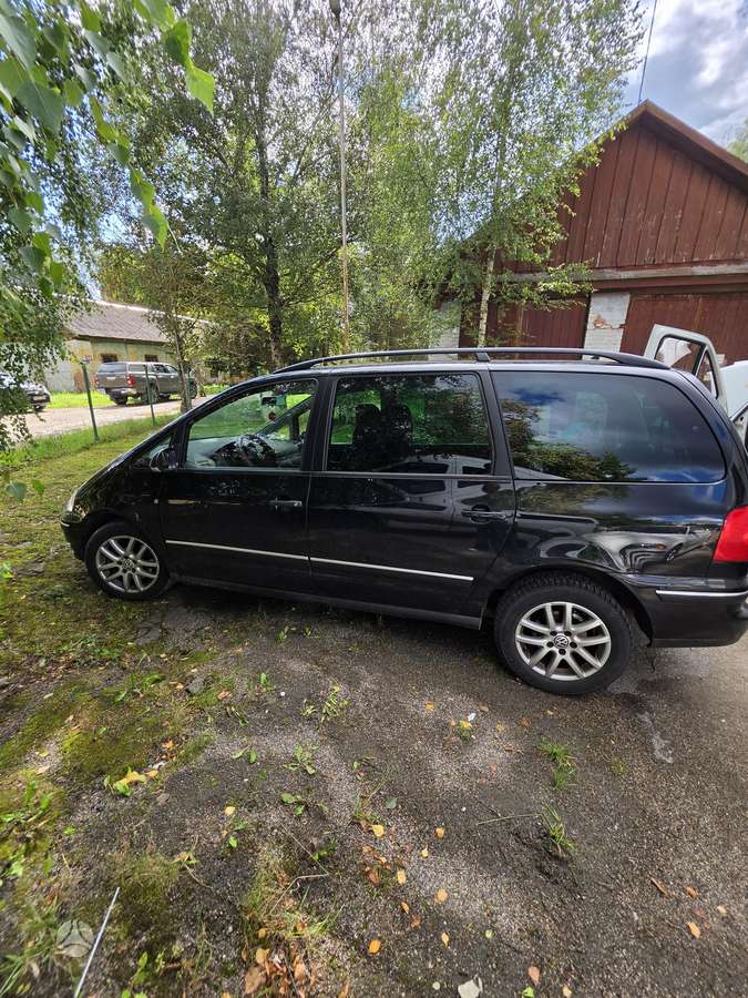 Volkswagen Sharan - 3