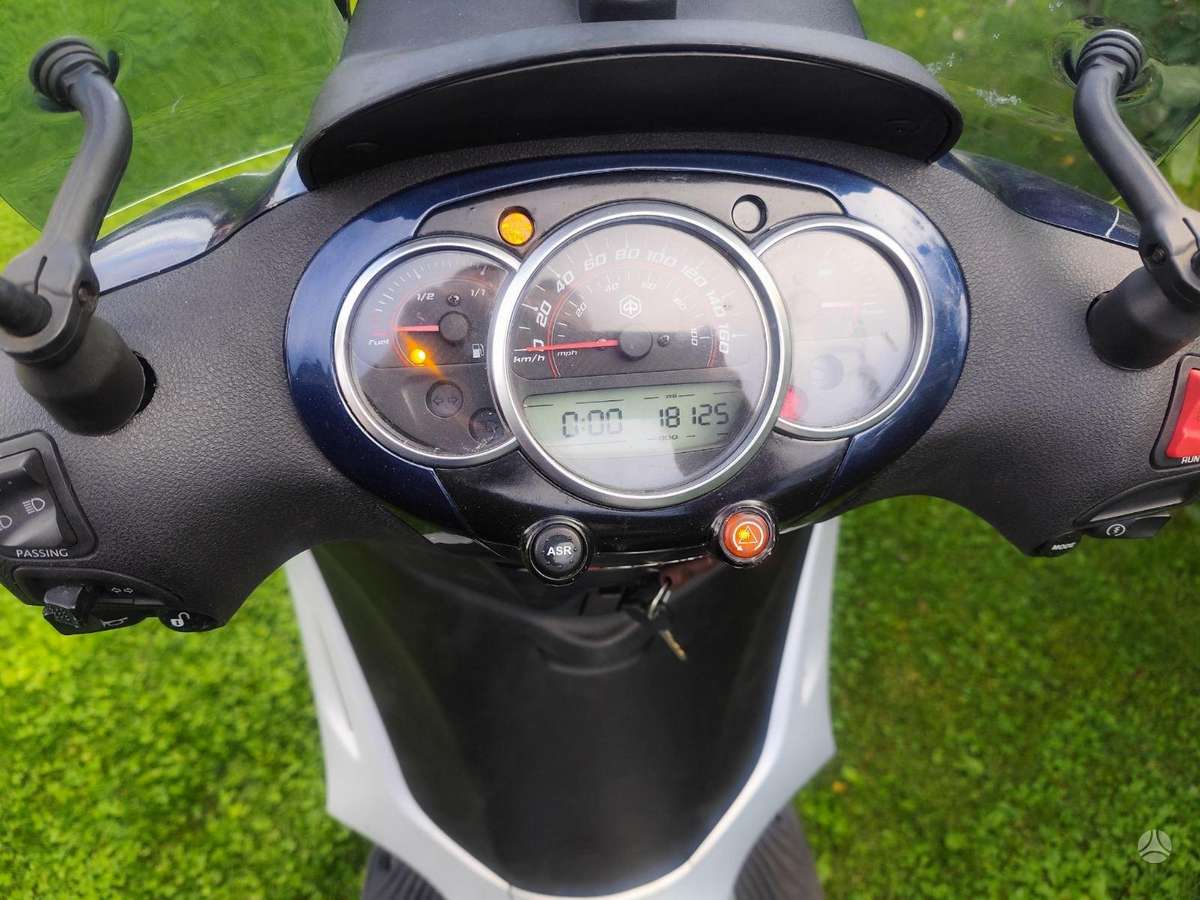 Piaggio Beverly 330cc, мотороллеры / мопеды