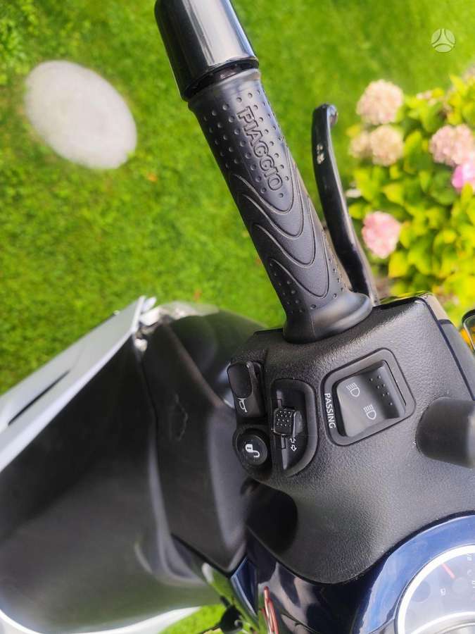 Piaggio Beverly 330cc, мотороллеры / мопеды