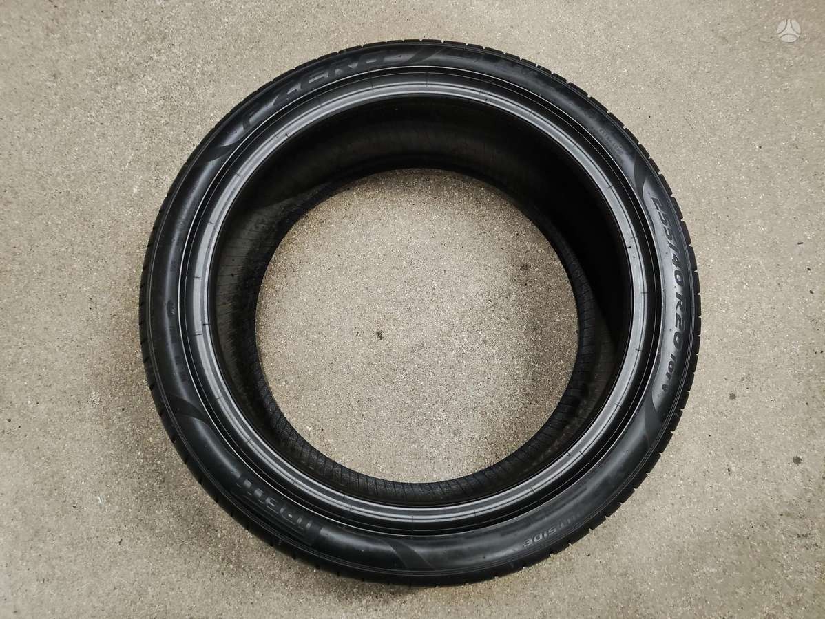 Pirelli PZero TM, summer 255/40 R20