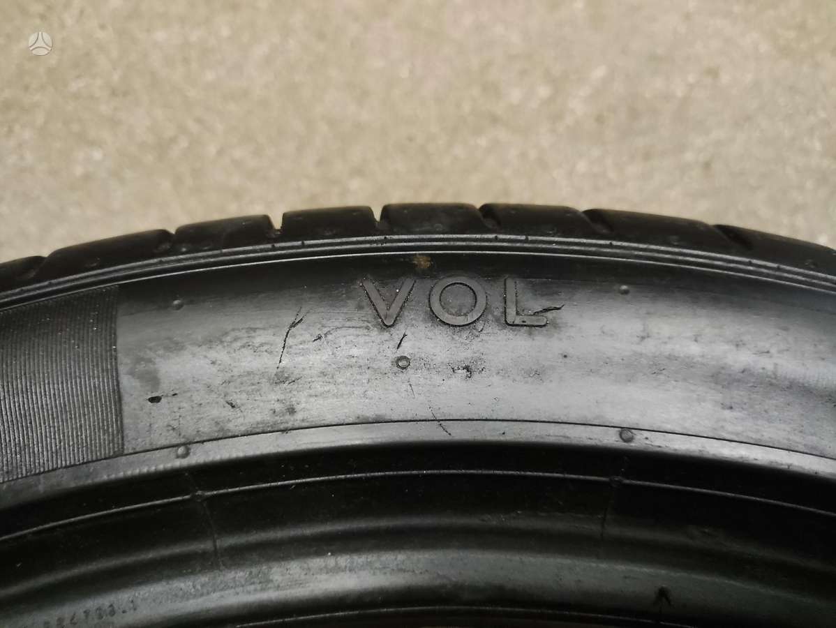 Pirelli PZero TM, summer 255/40 R20