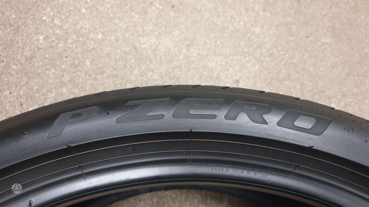 Pirelli PZero TM, summer 285/30 R21