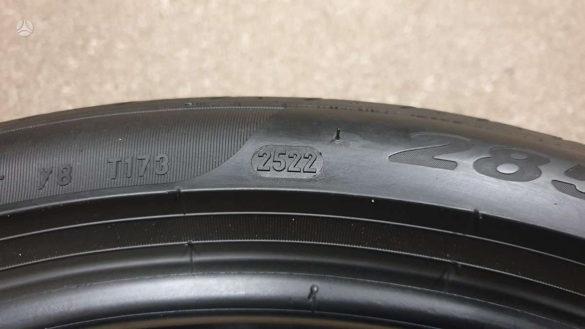 Pirelli PZero TM, summer 285/30 R21