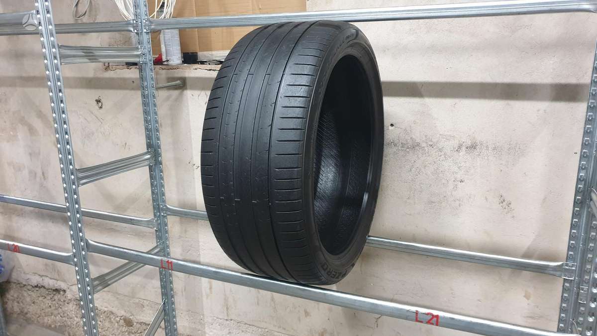 Pirelli PZero TM, summer 275/35 R22