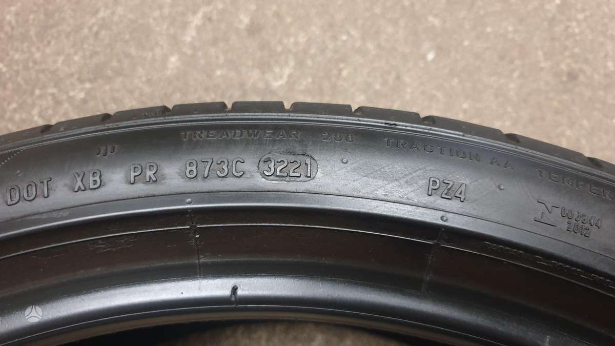 Pirelli PZero TM, summer 275/35 R22