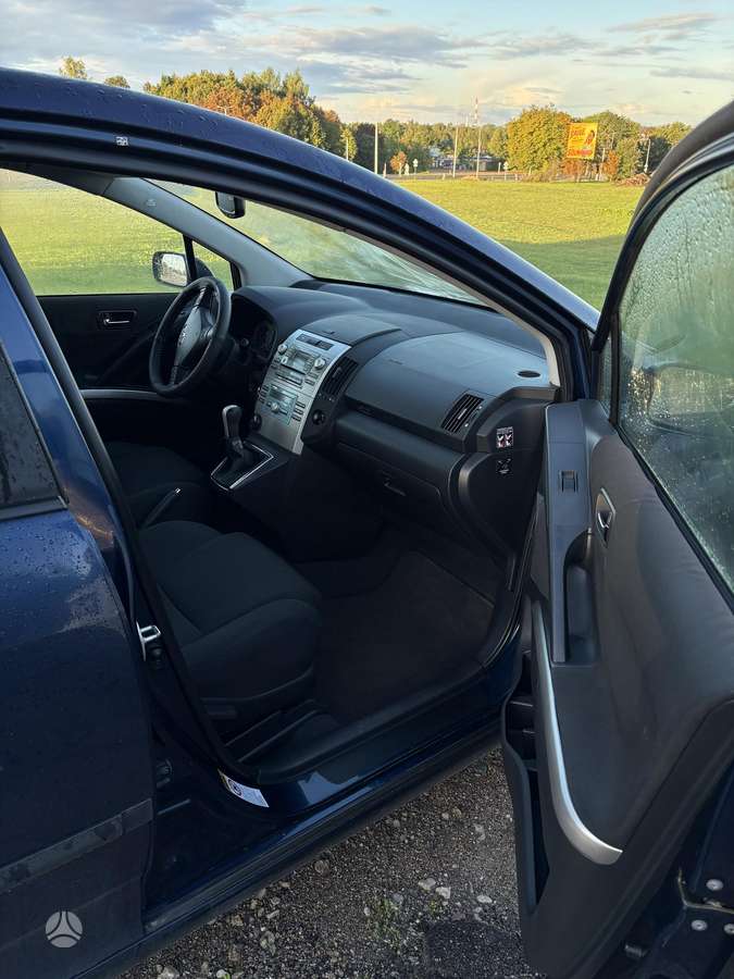 Toyota Corolla Verso, 2.0 l., Минивэн